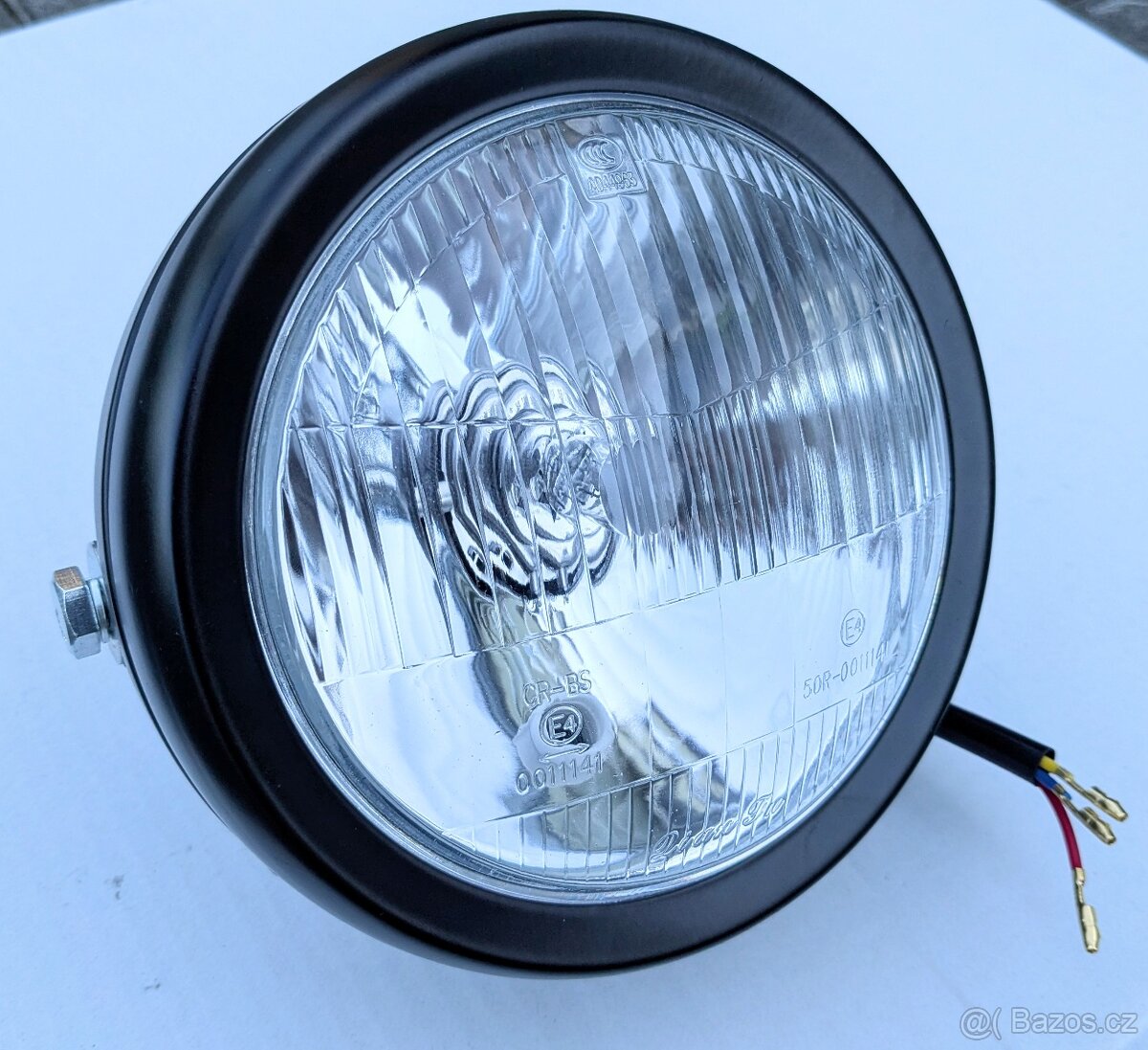 Hlavní světlo na motocykl