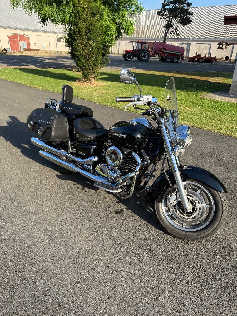 Yamaha XVS 1100 Dragstar