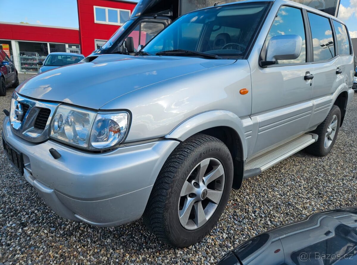 Nissan Terrano 3,0 Di Outdoor 7 míst 113kw