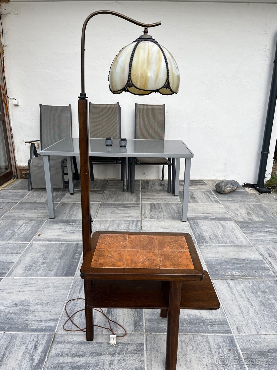 Starožitná lampa se stolkem - AKCE doprava