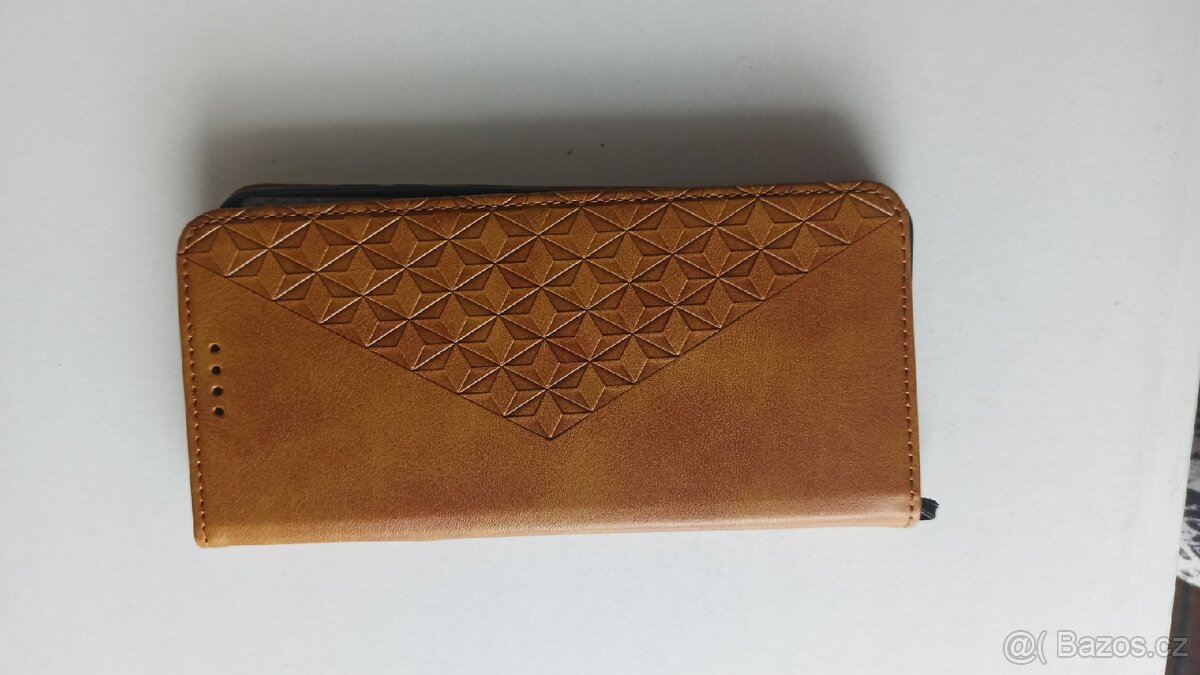 Obal na mobil Samsung Galaxy A 05. Cena dohodou možná.