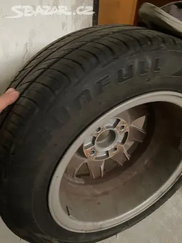 Celá letní kola s alu disky 175/60R13 77H