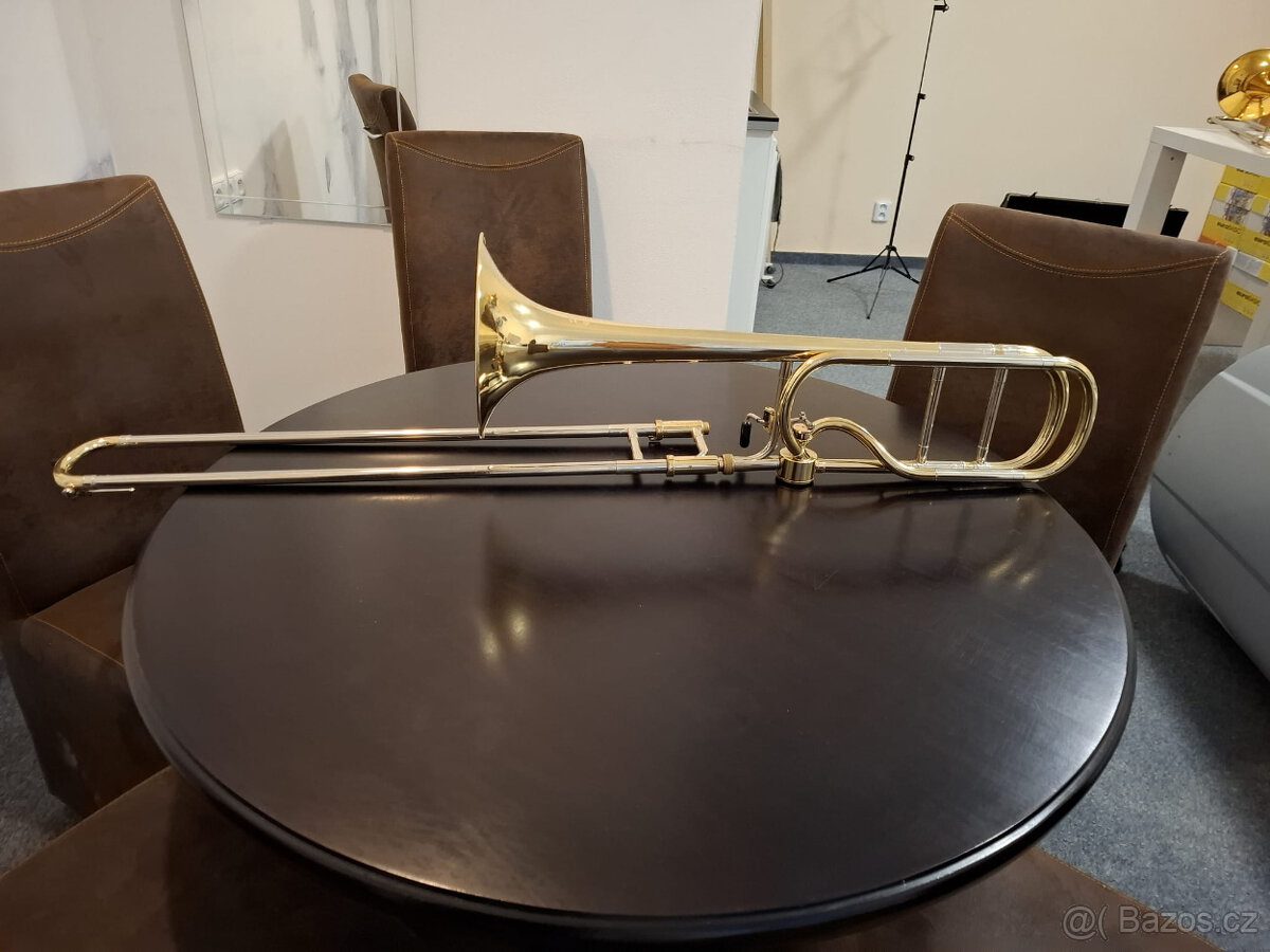 Pozoun Amati s kvartou, hezký vzhled, plný zvuk