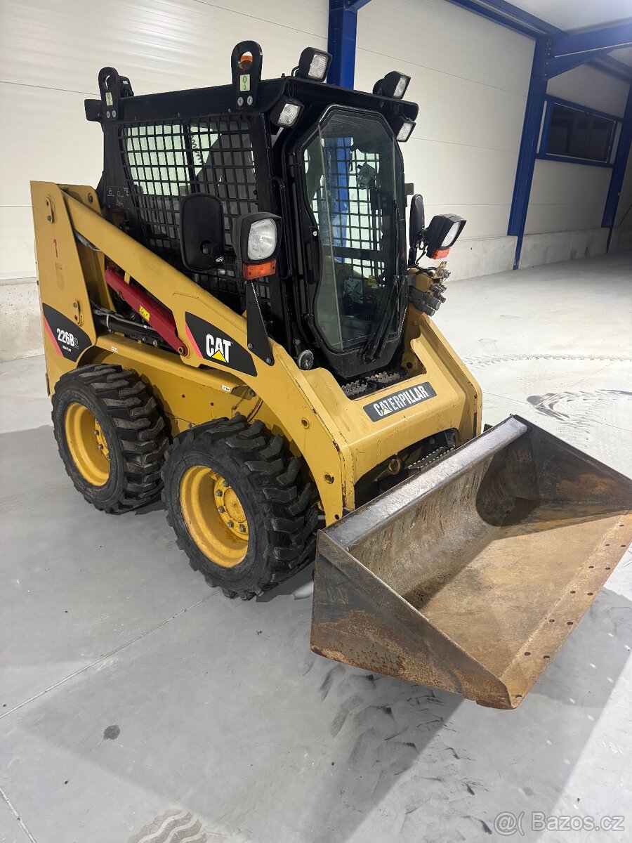 Caterpillar 226 B2 High Floow