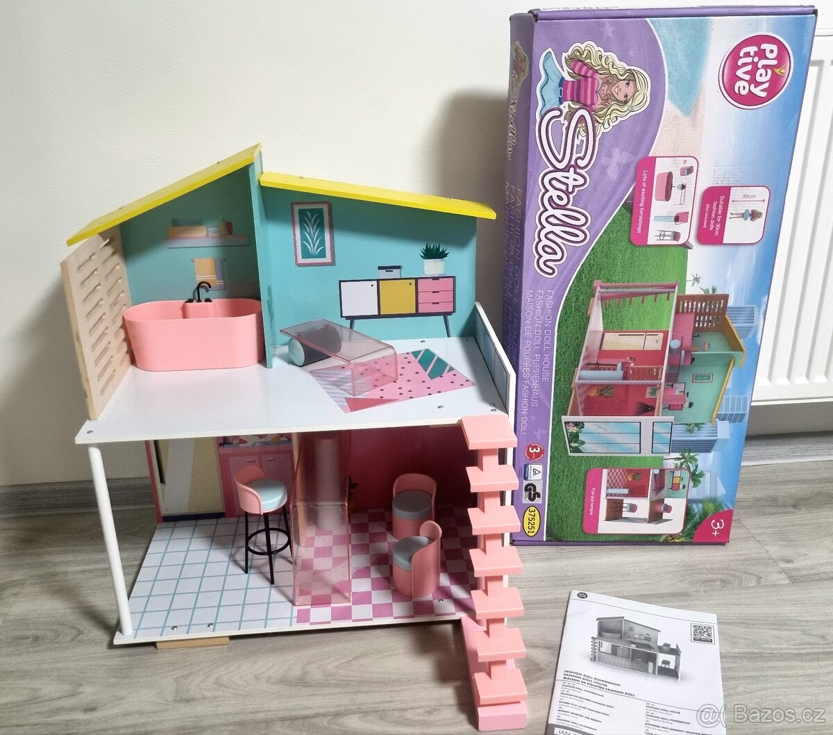 Dřevěný domeček pro Fashion panenky