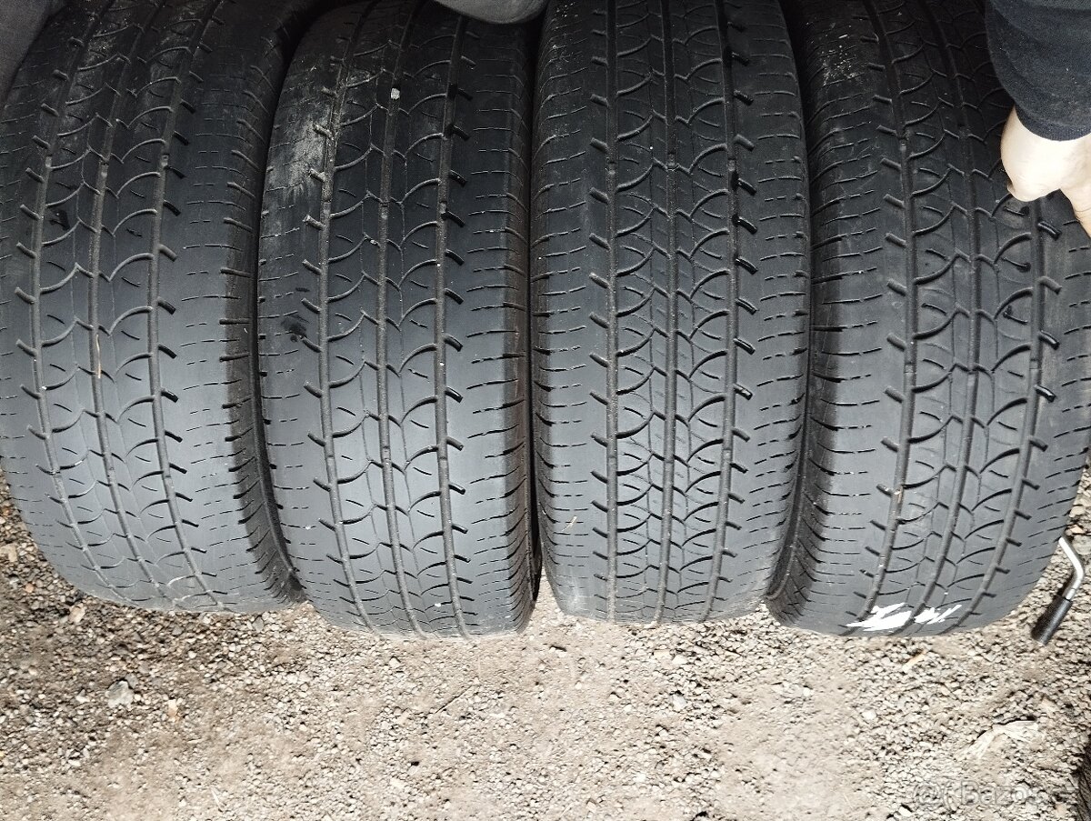 225/65/16c 112/110r Barum - letní pneu 4ks dodávkové