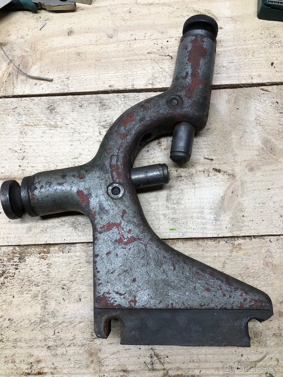 Pohybliva luneta soustruh SV 18