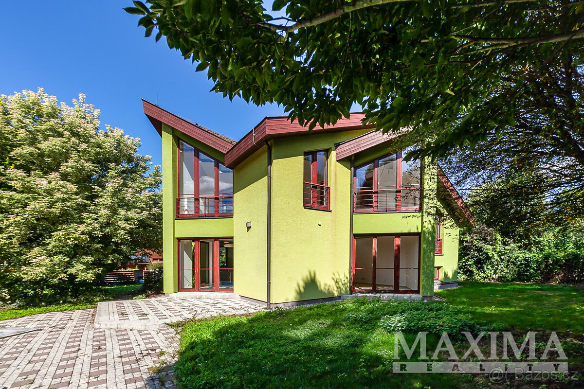 Dům 5+kk o ploše 232 m2 - Klecany, Klecany