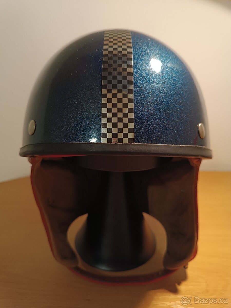 Stará přilba, helma - kokos
