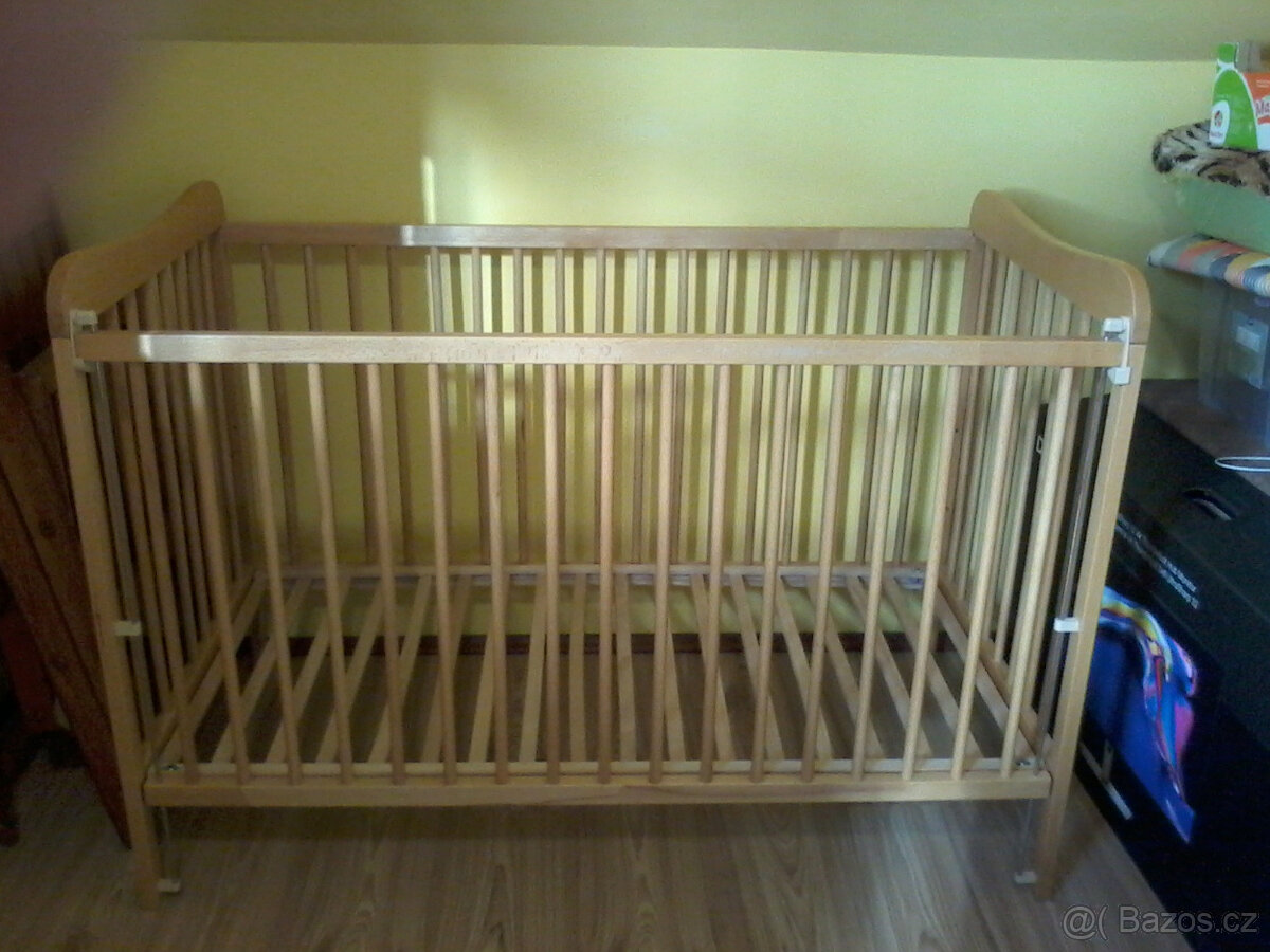 DĚTSKÁ POSTÝLKA - DŘEVĚNÁ