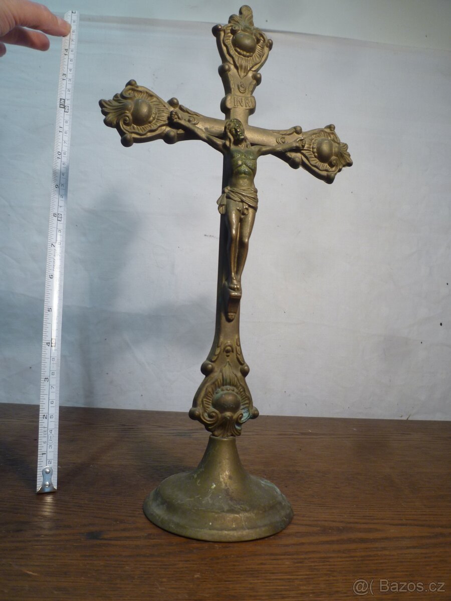 Biedermeier krucifix mosazný kříž
