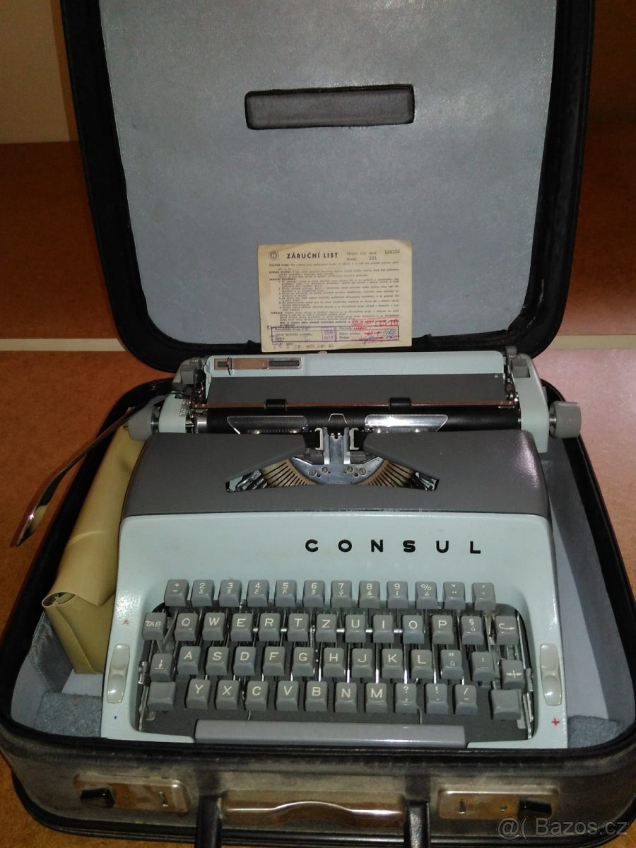 psací stroj Consul 221