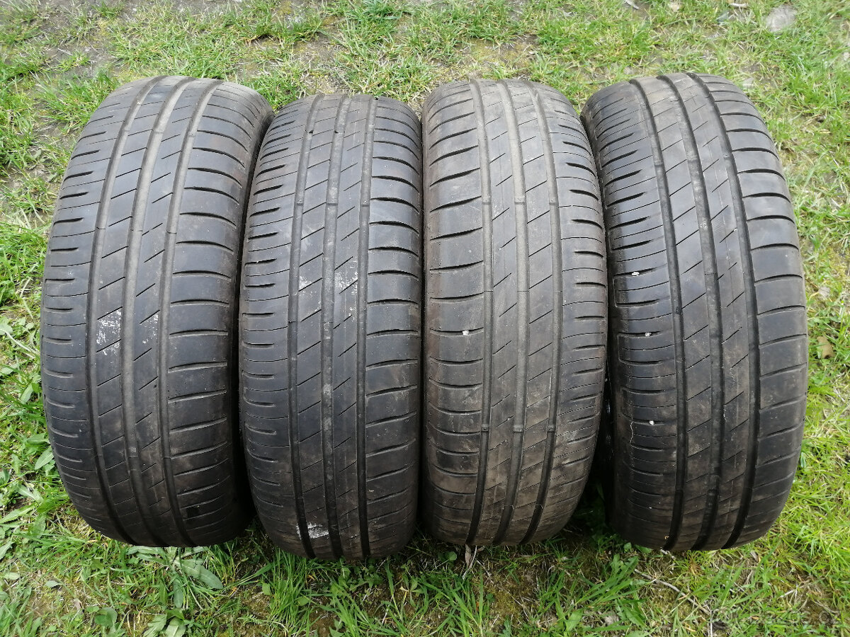 GOODYEAR Efficient Grip letní pneu 185/65/15 88H