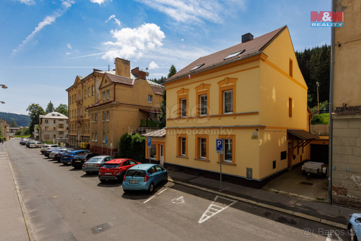 Prodej rodinného domu, 224 m², Kraslice, ul. Pod nádražím