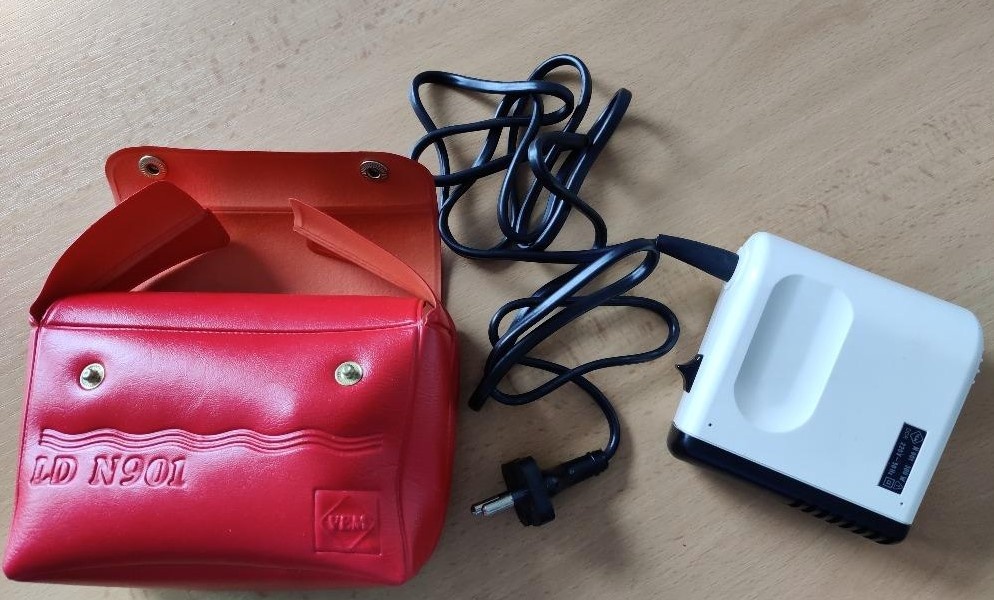 Retro cestovní fén Luftdusche N901 z NDR