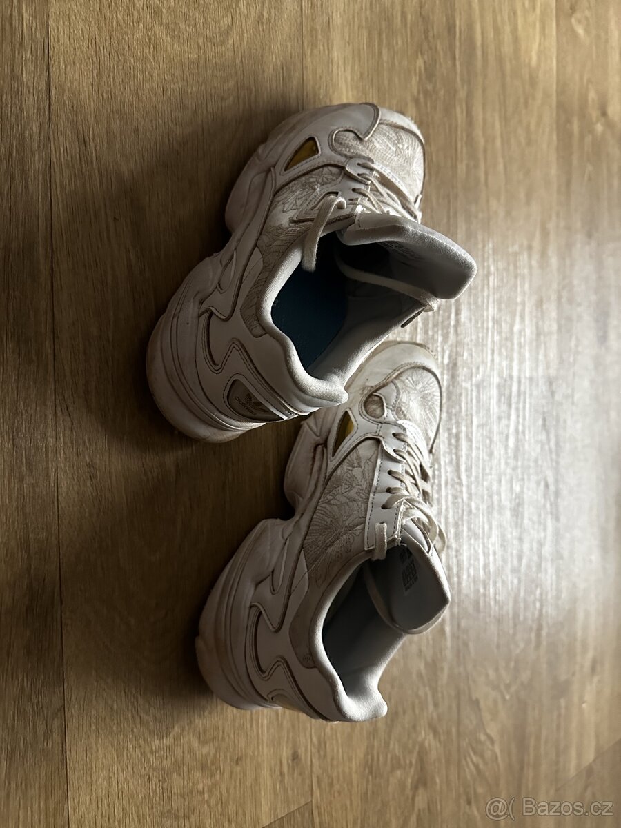 Tenisky adidas, vel. 37,5