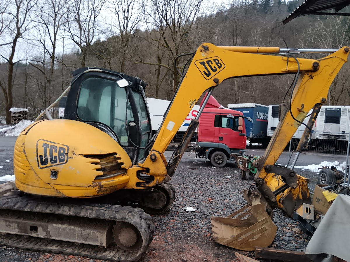 JCB 8080 pásové rypadlo