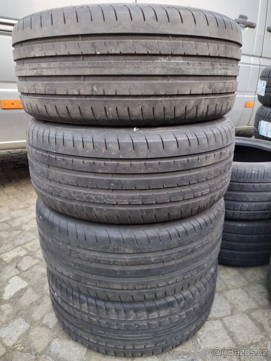 225/40/18 letni pneu GOODYEAR 225/40 R18