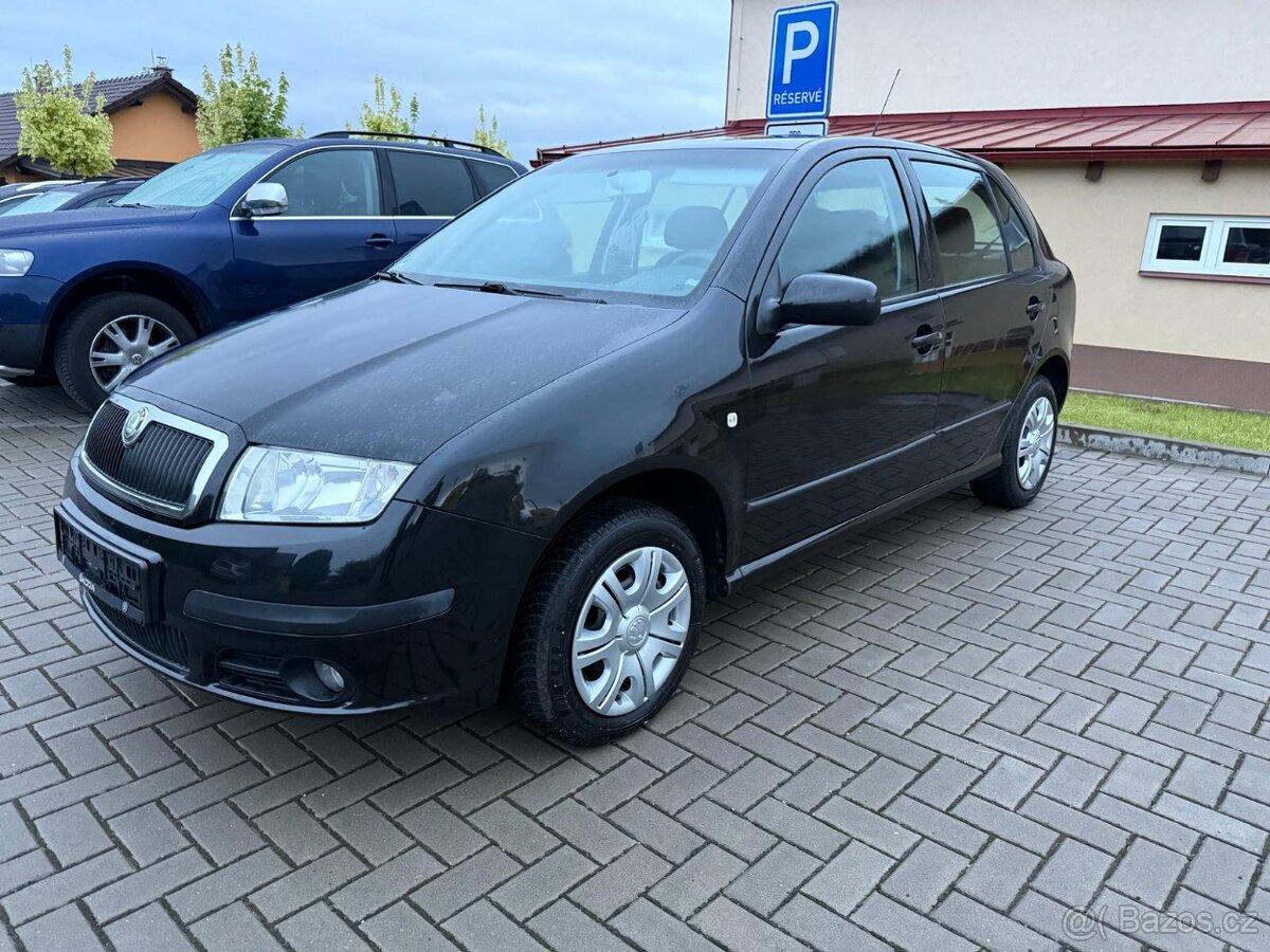 Škoda Fabia 1.9tdi 74kw 9/2006 jen 237.000km 1.maj