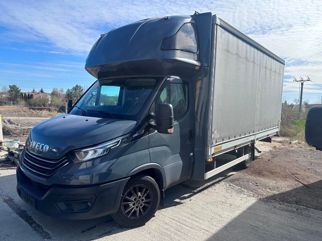 IVECO Daily 35 S 18 4100 valník s plachtou, 2022, 236.257