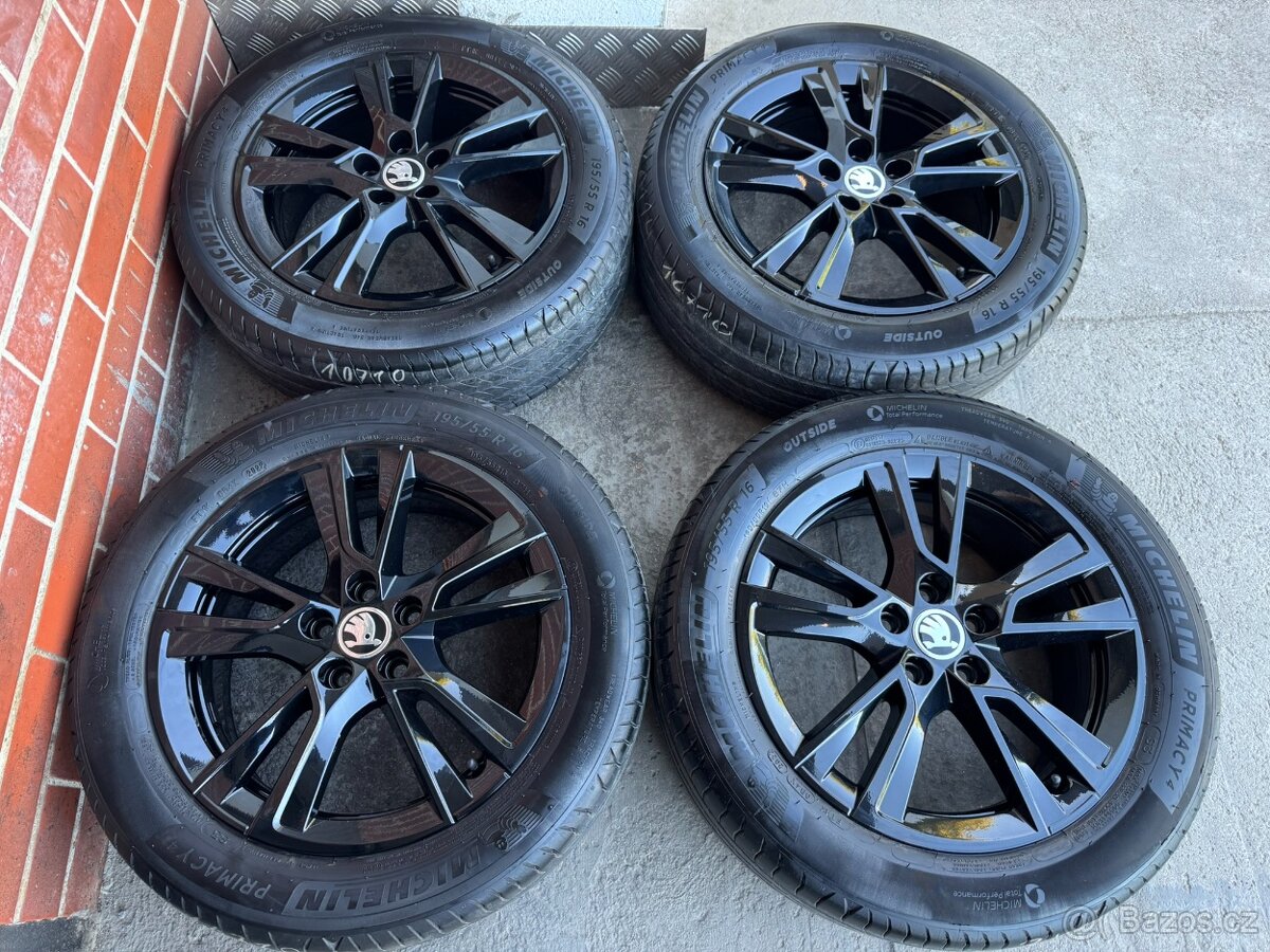Alu 15" 5x100 škoda Proxima Black letní 95% F4, TOP