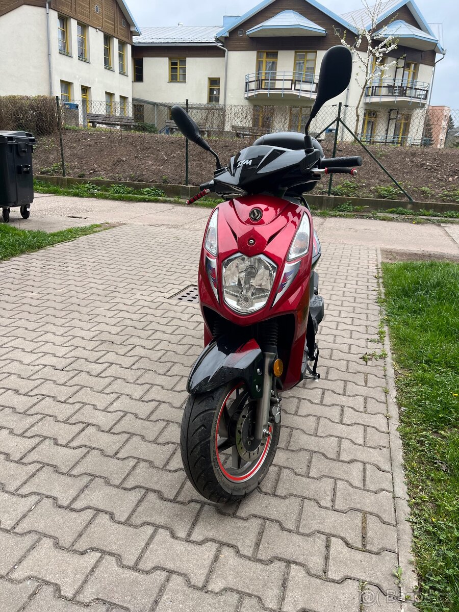 Prodám skútr SYM 50 ccm