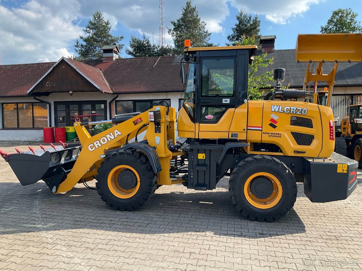 Kloubový nakladač hmotnost 20, 5500kg