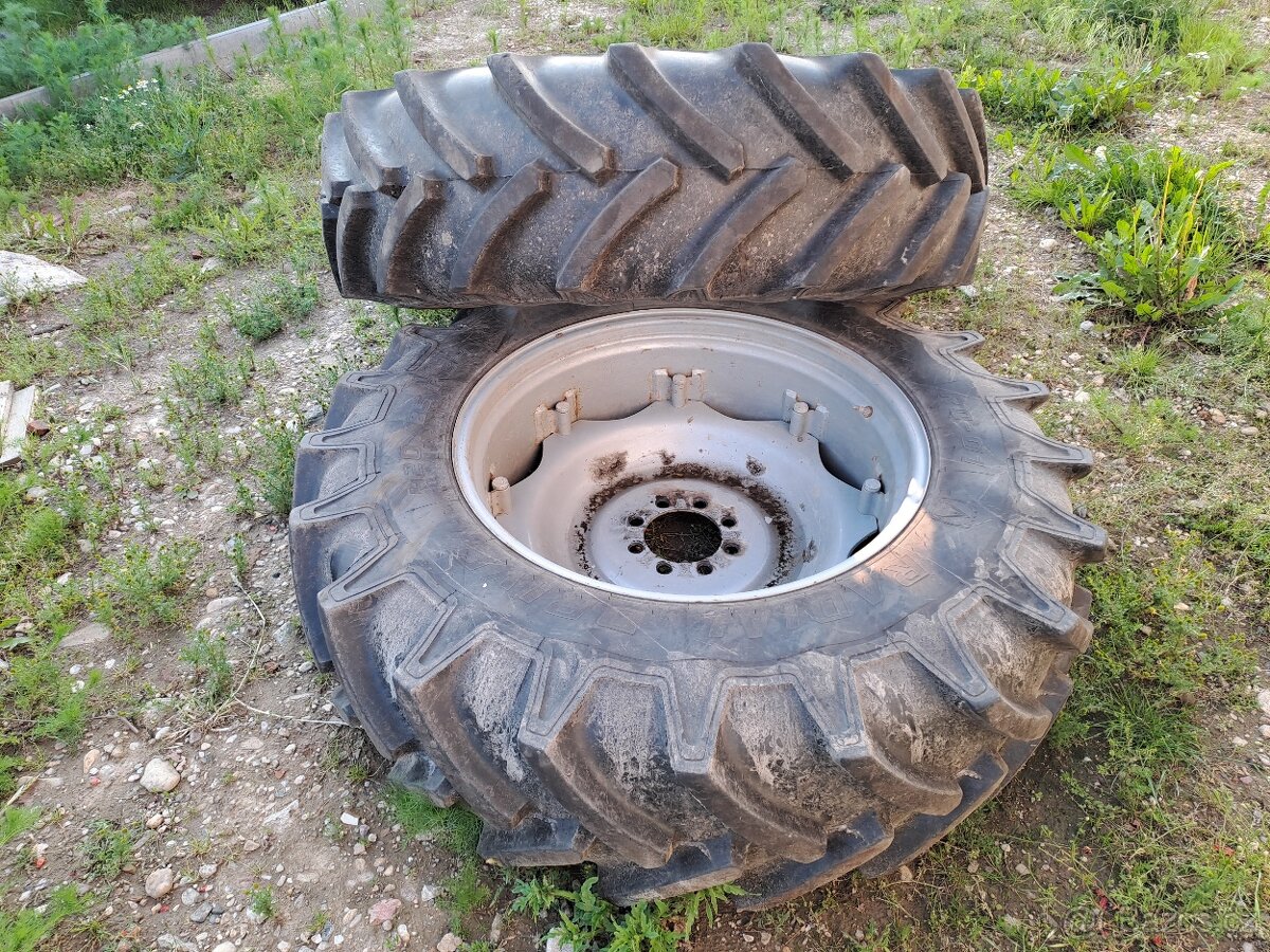 Kola Zetor Proxima zadní na diskách