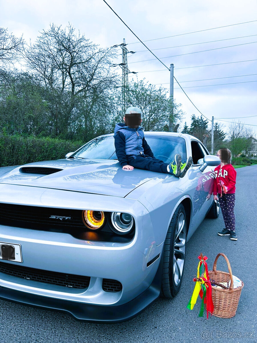 Dodge Challenger 389HP, 2020