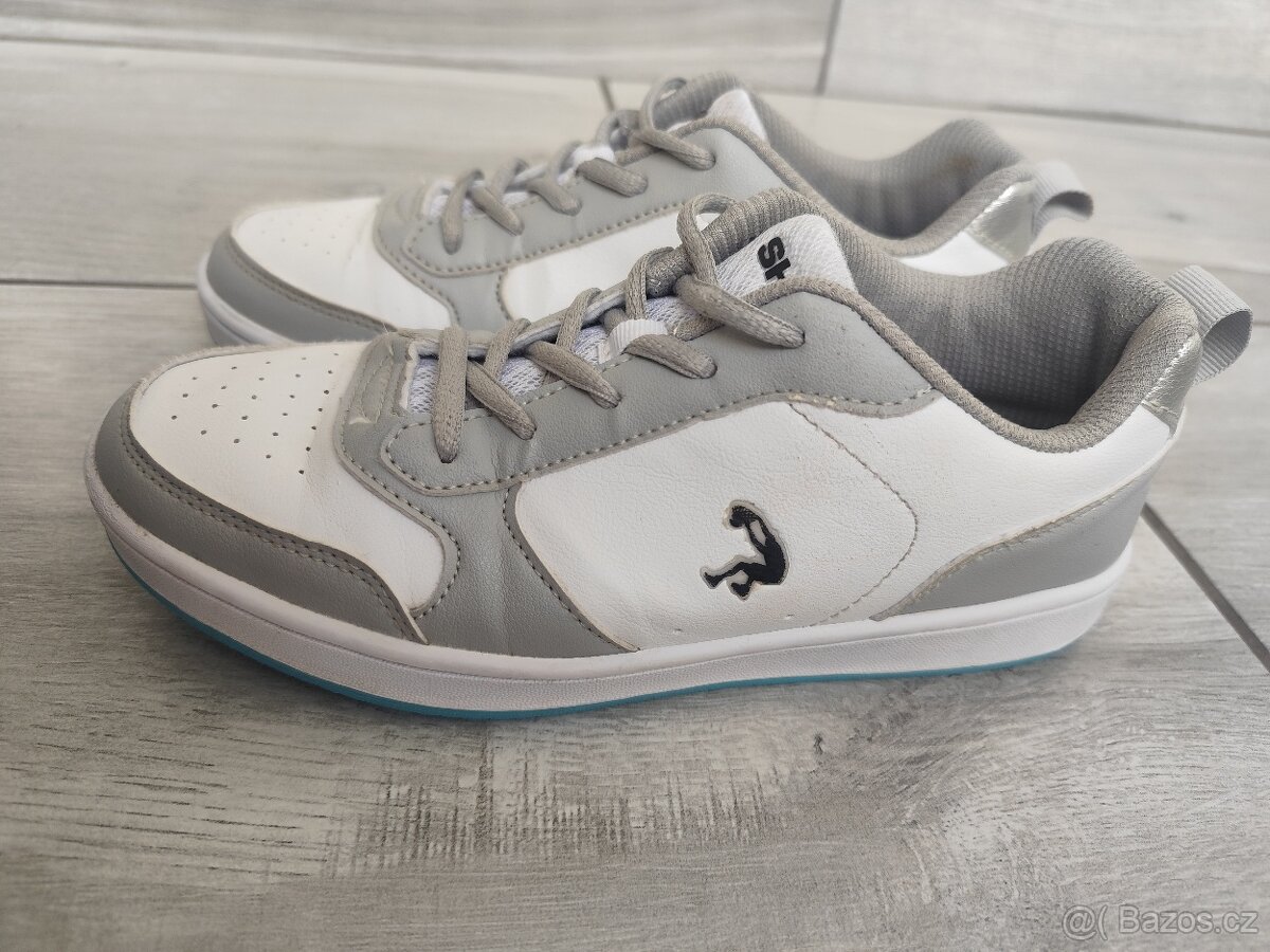 Tenisky shaq vel.37 top stav