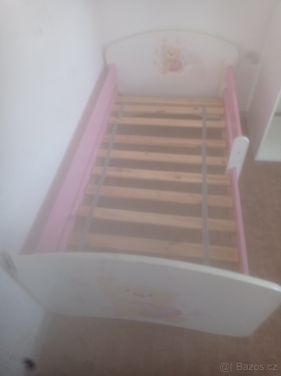 Prodám postel