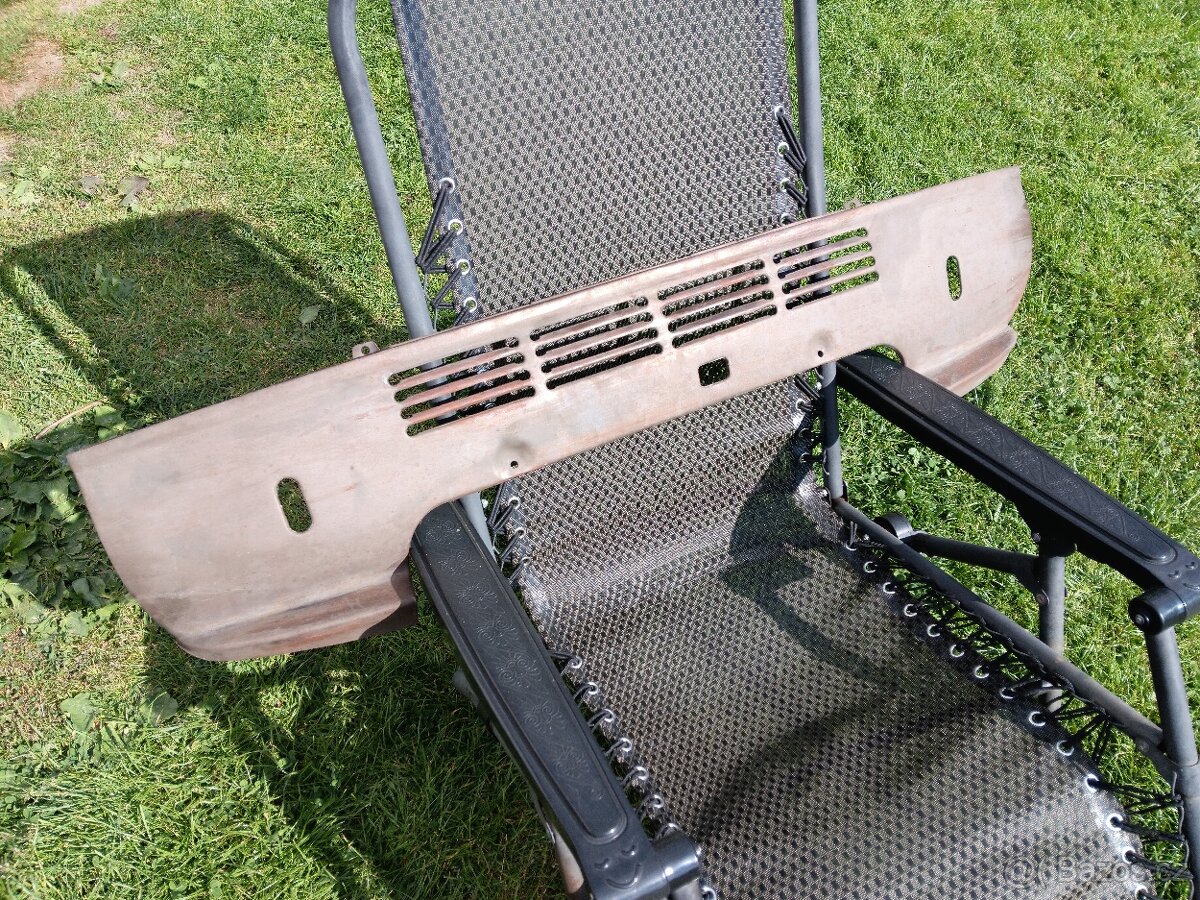 Přední čelo Škoda 105 úzká
