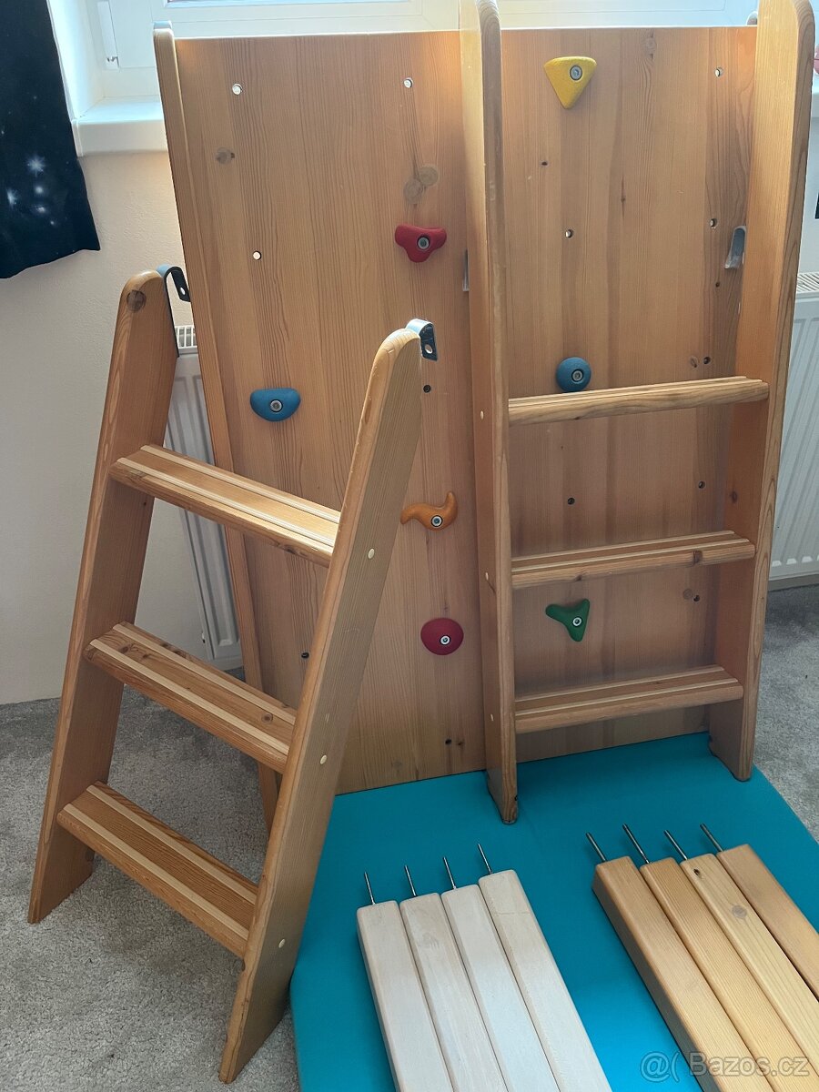 Domestav zebrik