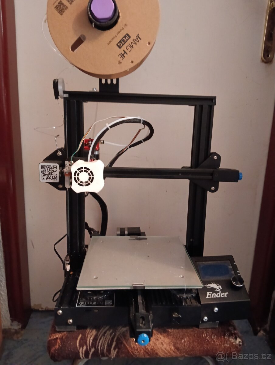 Ender 3 V2 + přepravní box viz v popisu