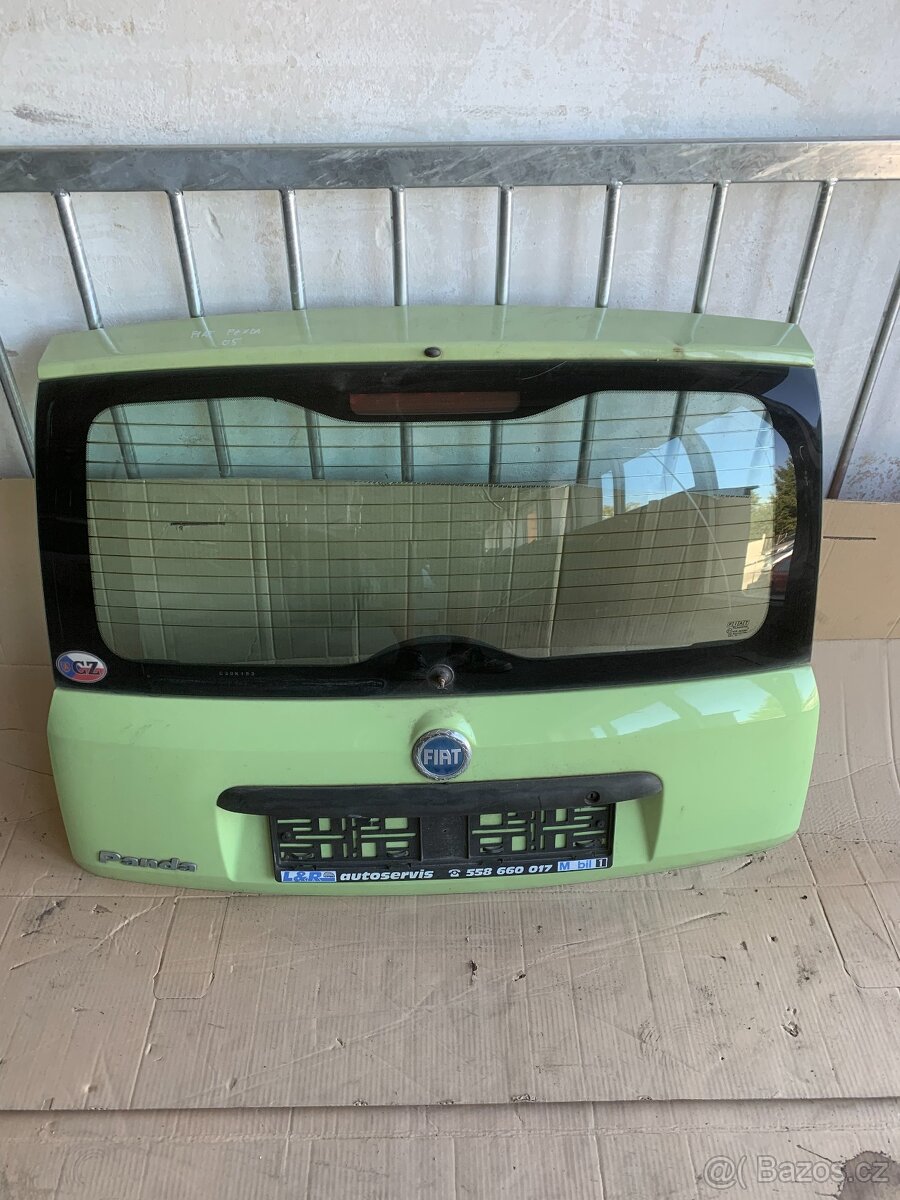 Fiat Panda 2003-2012, zadní 5. dveře