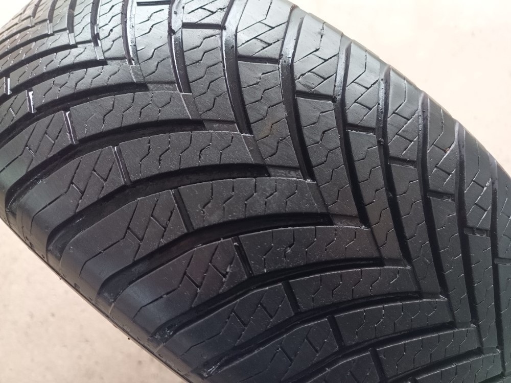 205/60 R16 GREEN MAX (5218)