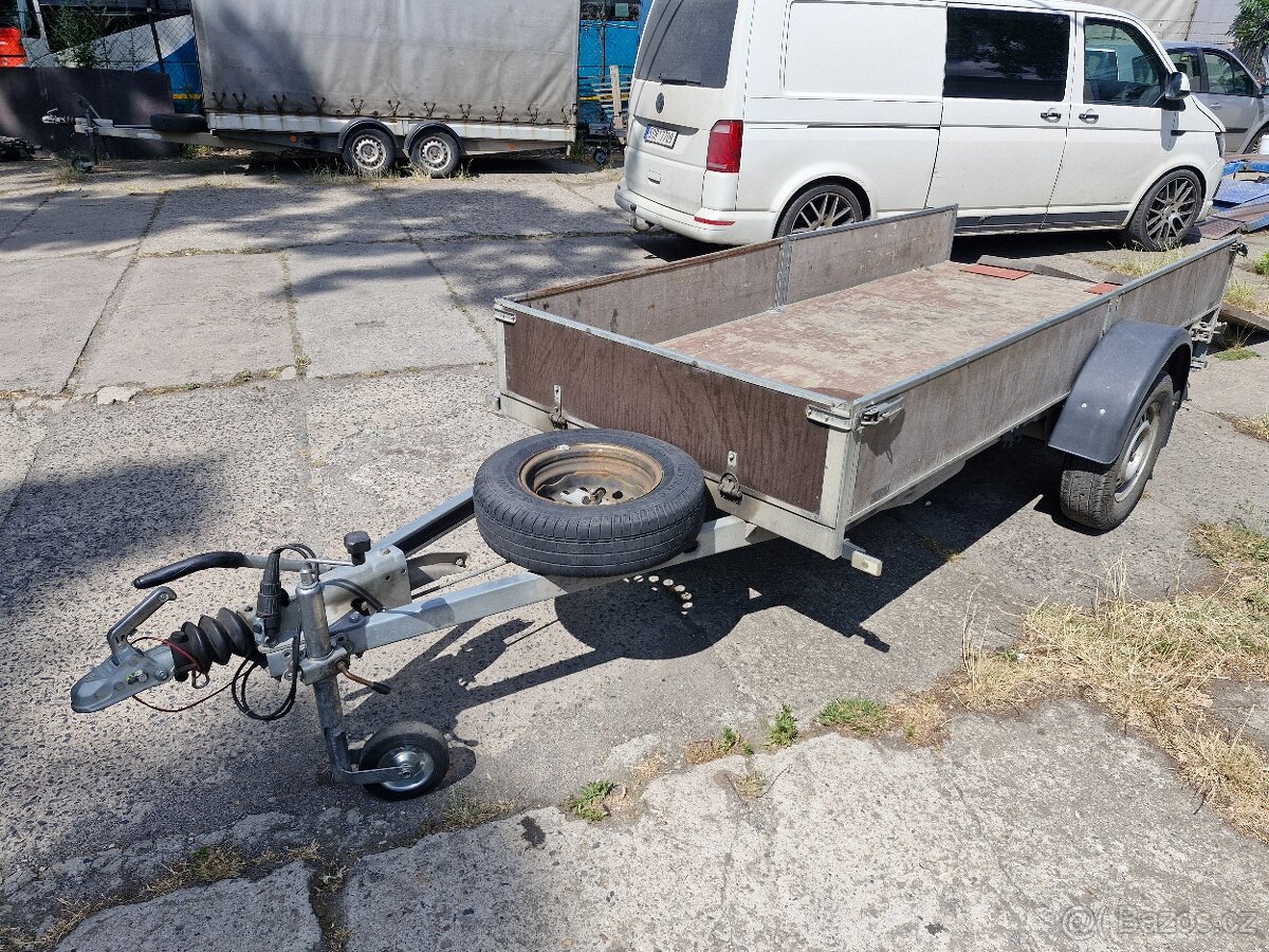 Přívěs nákladní valníkový 1,3 t
