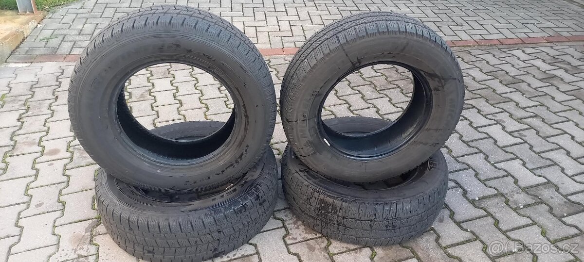 Pneu 235/65R16C Zimní