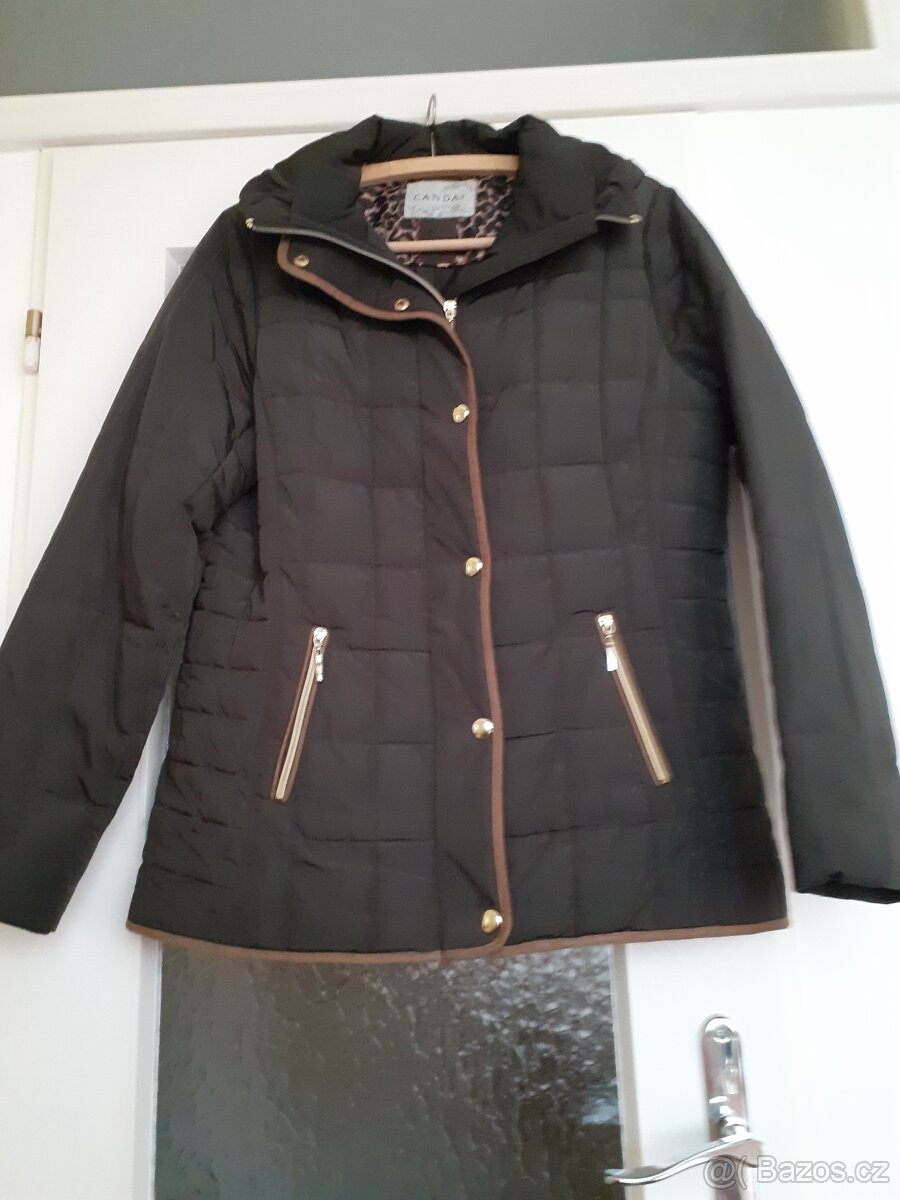 Prodám prošívaný kabátek