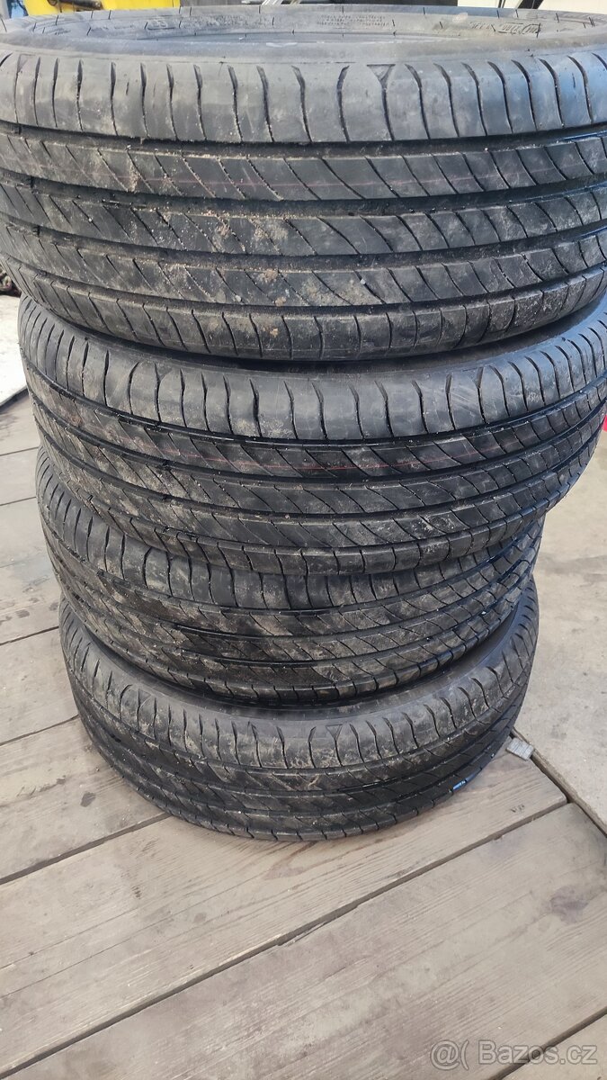 Letní pneumatiky Michelin Primacy 4