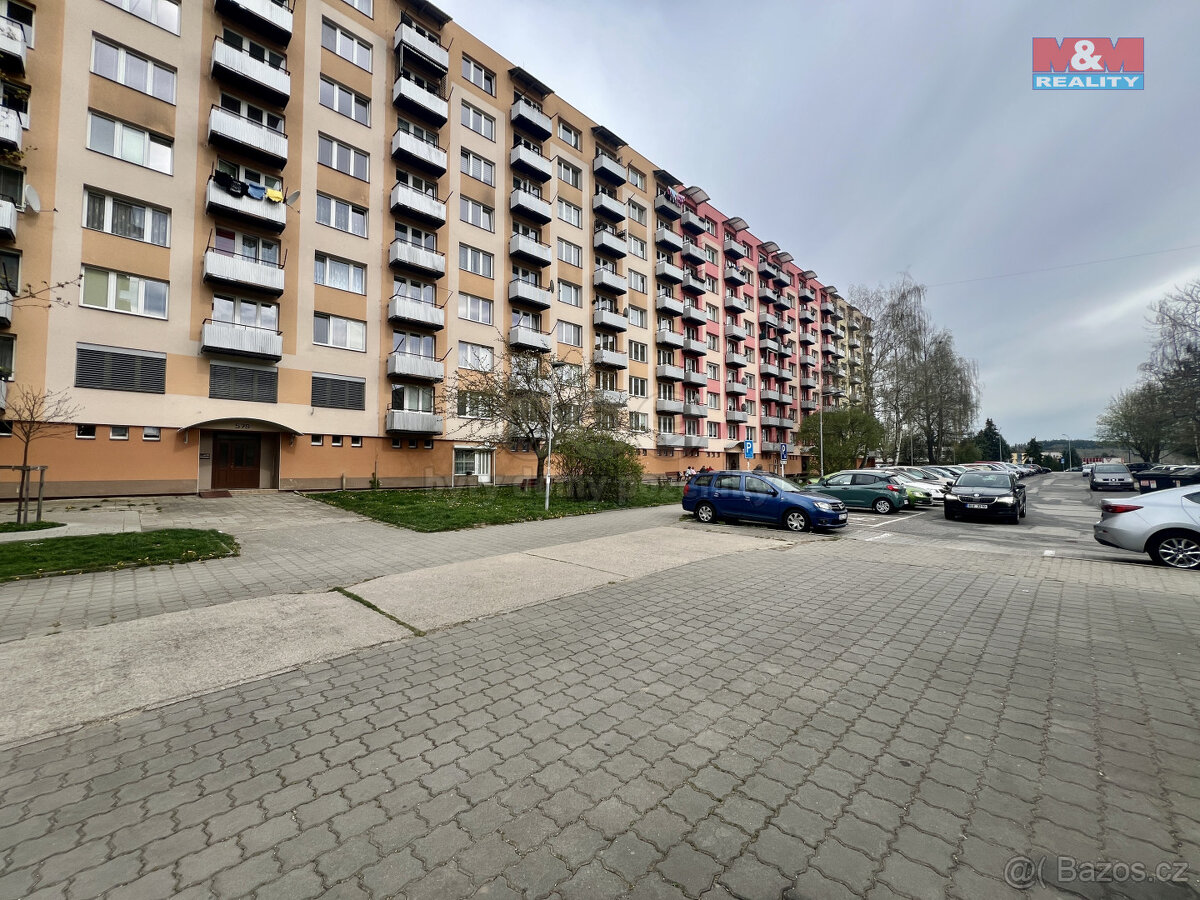 Pronájem bytu 2+1, 63 m², Jindřichův Hradec, sídliště Vajgar