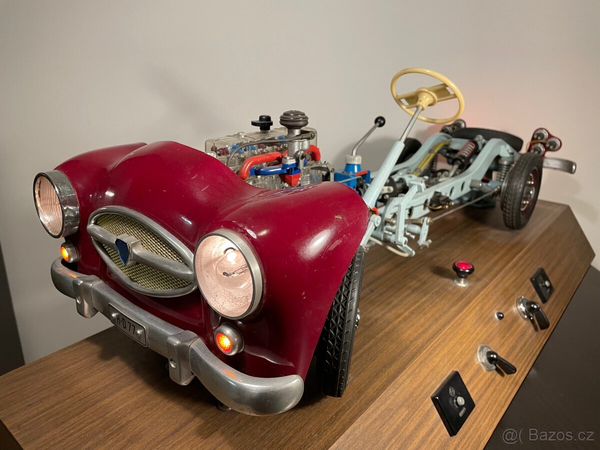 Model automobilu pro autoškoly