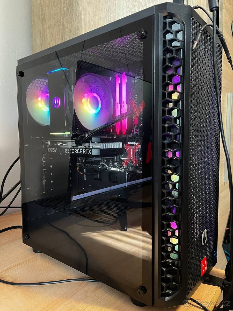 Herní PC + Monitor
