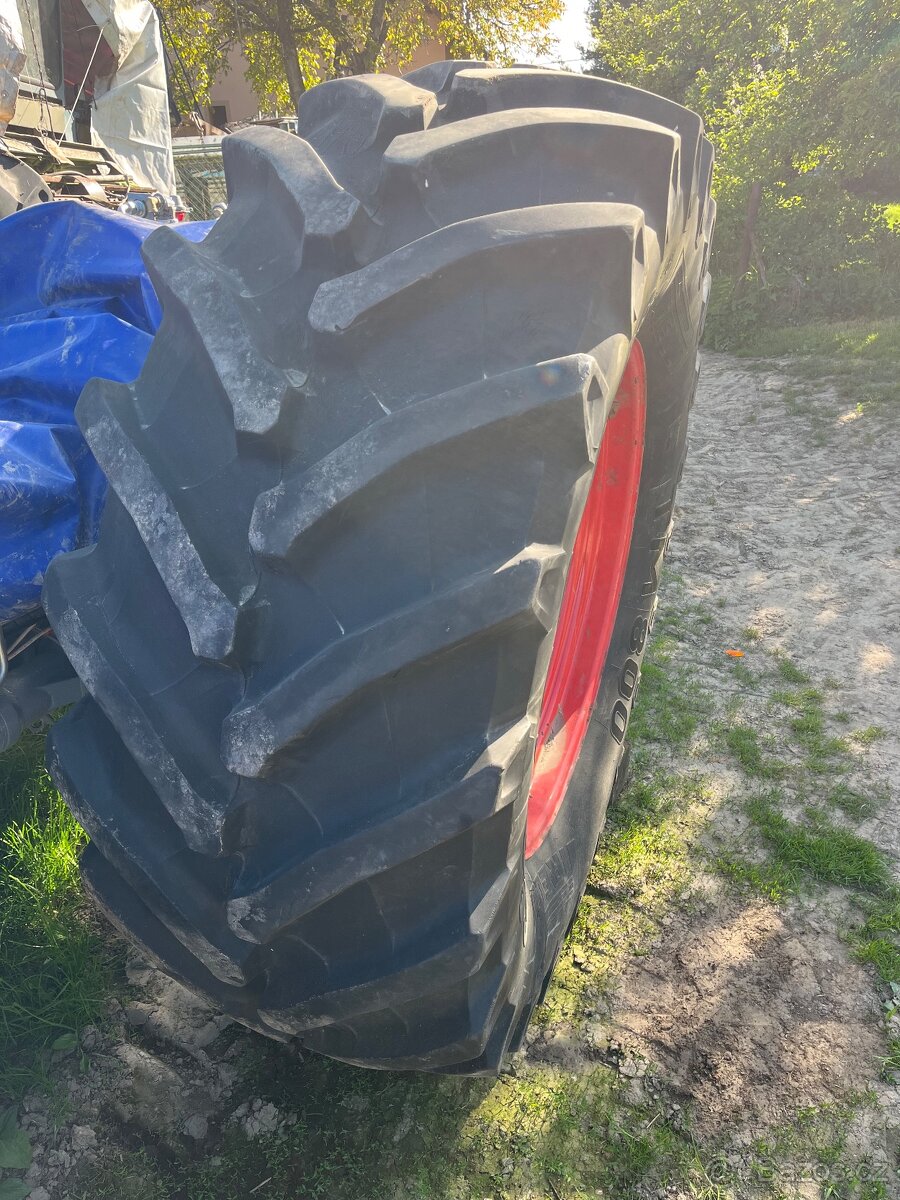 650/65R38