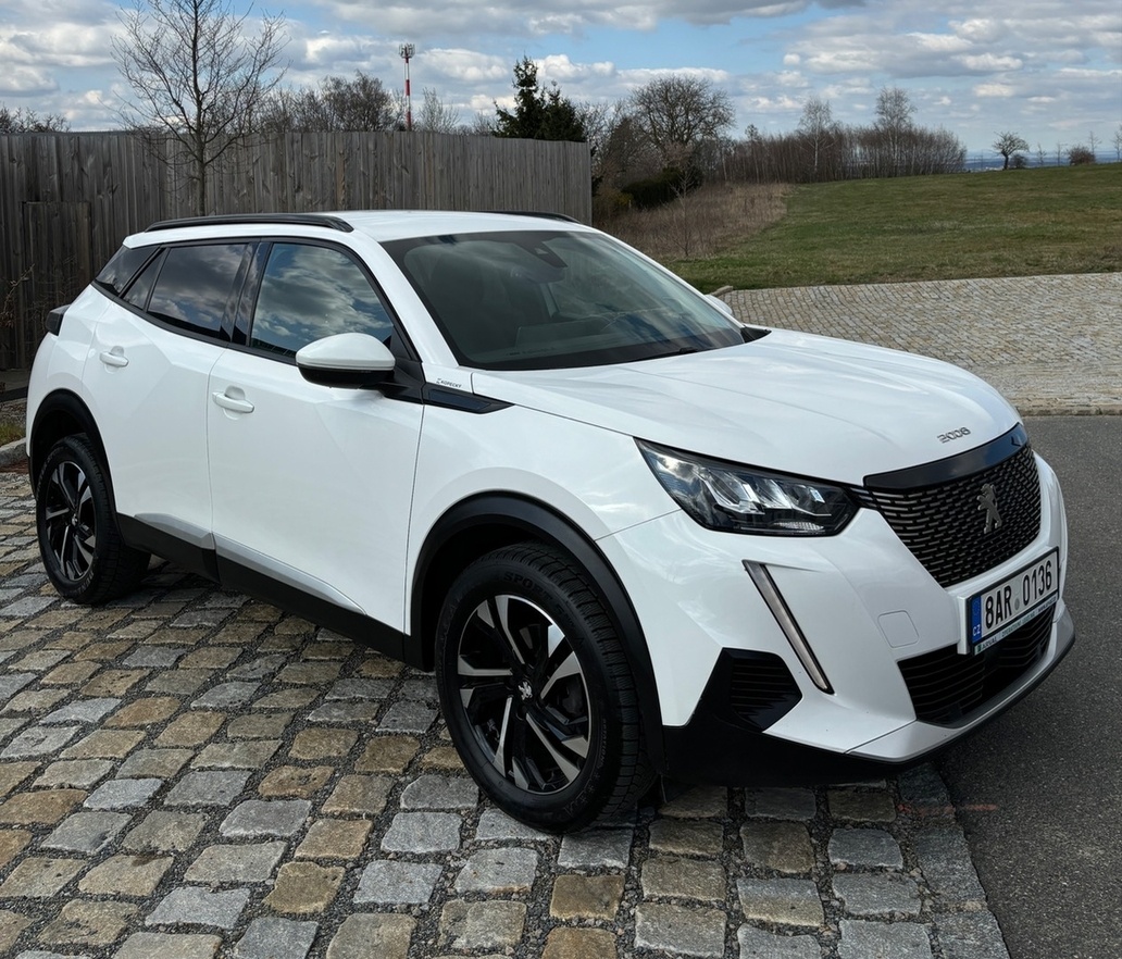 Peugeot 2008 1.5BHDi ALLURE 1.majitel ČR odp.DPH