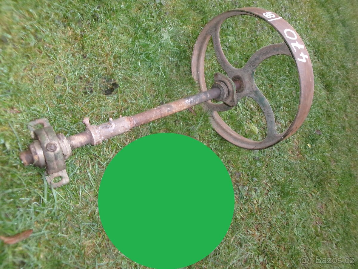 prodám starou součást transmise na plochý řemen. Váha 40 kg.