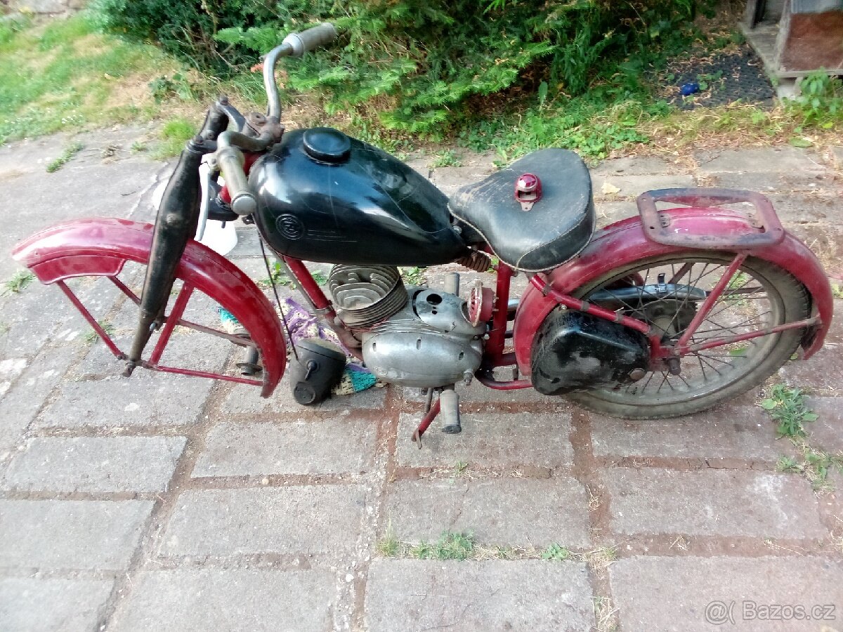 Čz 150c 1. Model,