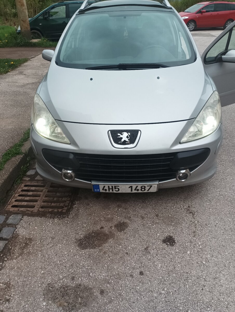 Peugeot 307sw panarema okno