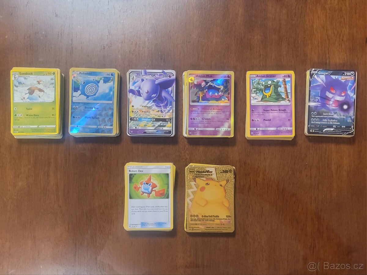 Kartičky Pokémon 379 ks.