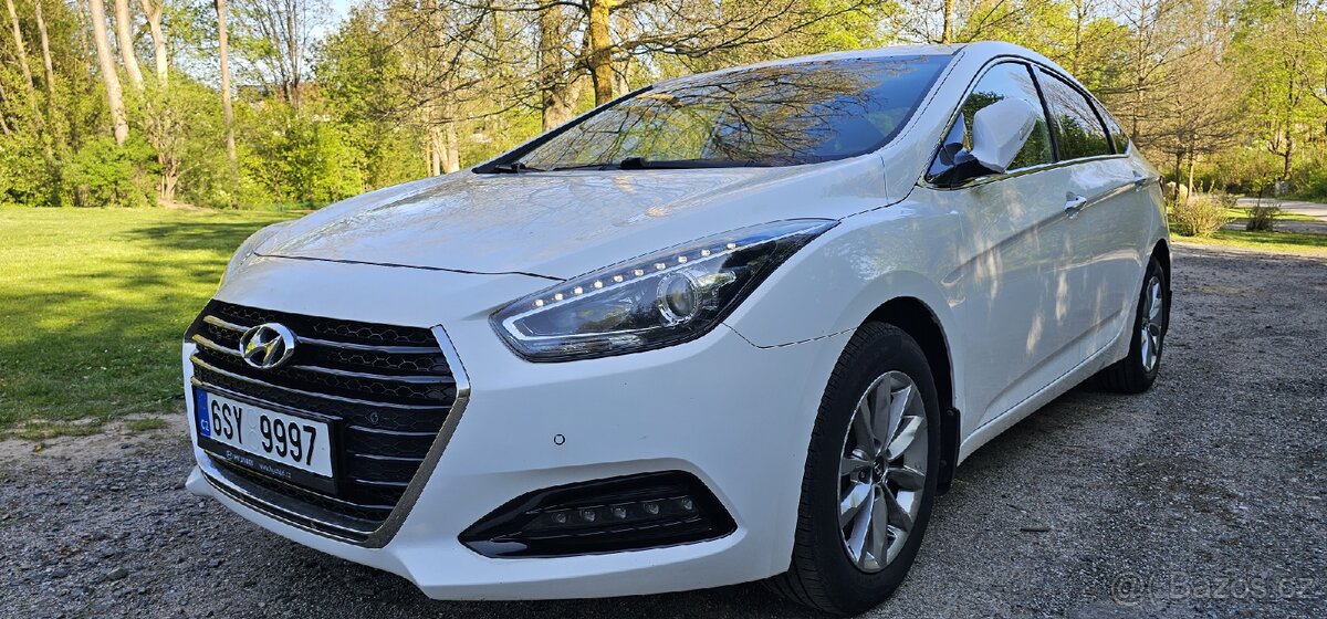 HYUNDAI I40 1.7CRDI NOVÝ V ČR 143TKM R.V.2016